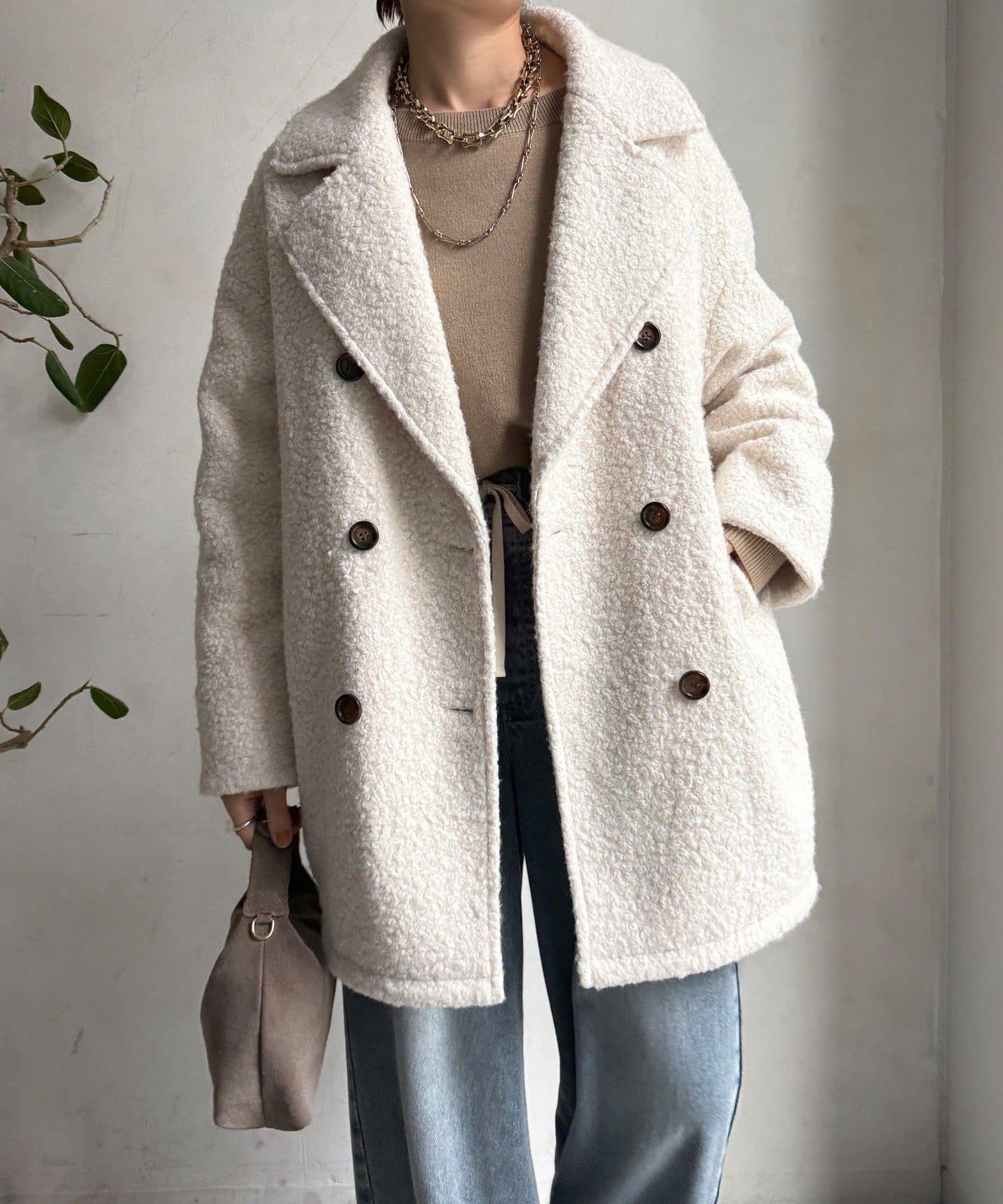 羊羔絨羽絨雙排扣西裝領大衣