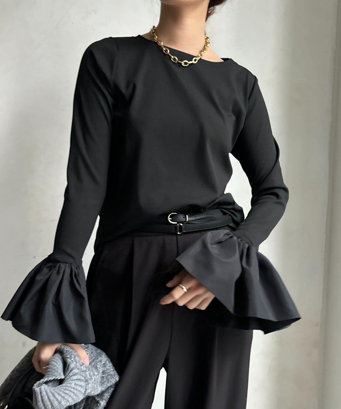 泡泡袖羅紋上衣