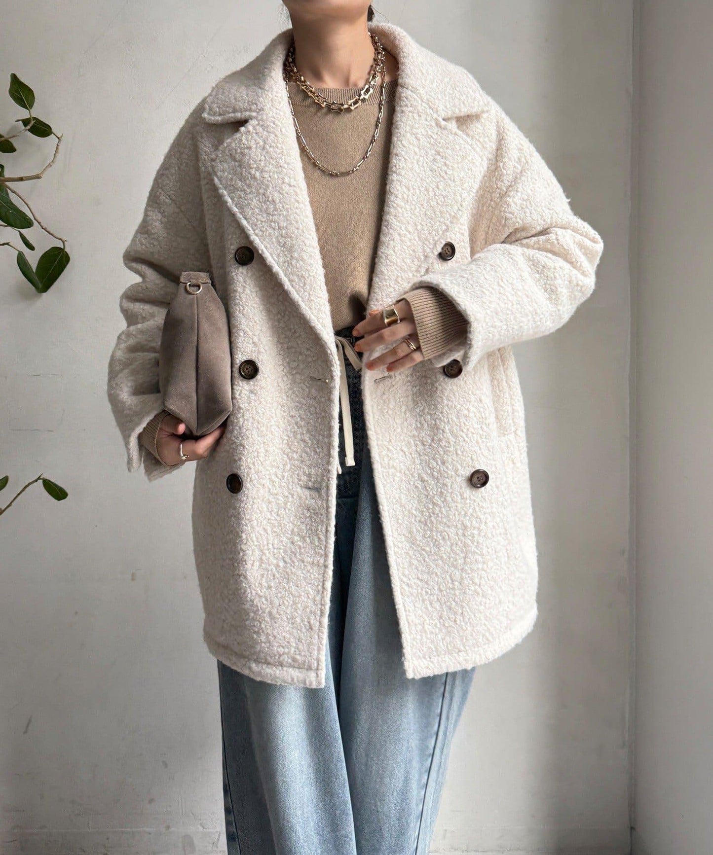 羊羔絨羽絨雙排扣西裝領大衣