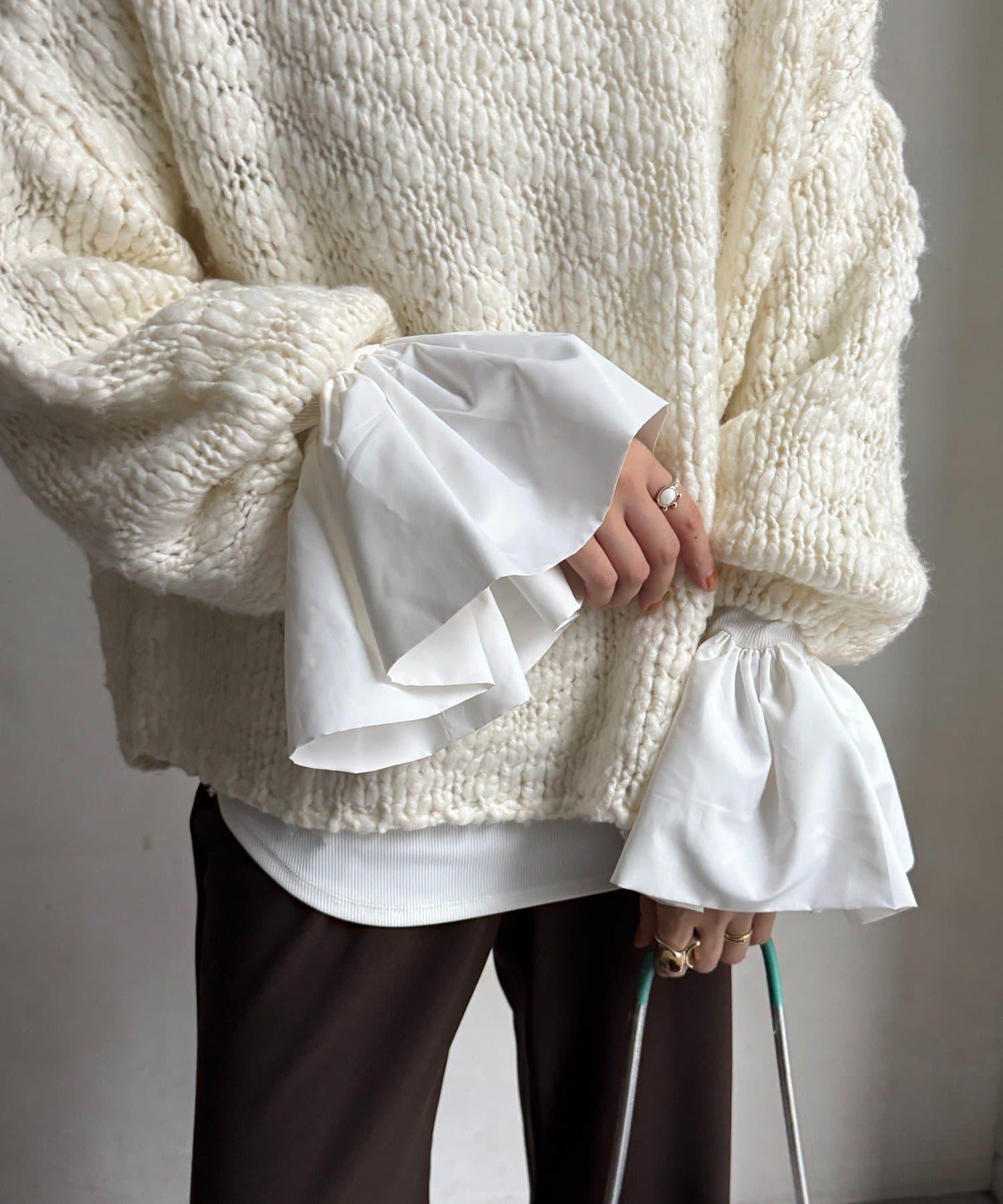 泡泡袖羅紋上衣