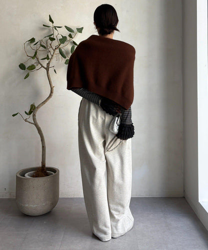 袖部荷葉邊上衣