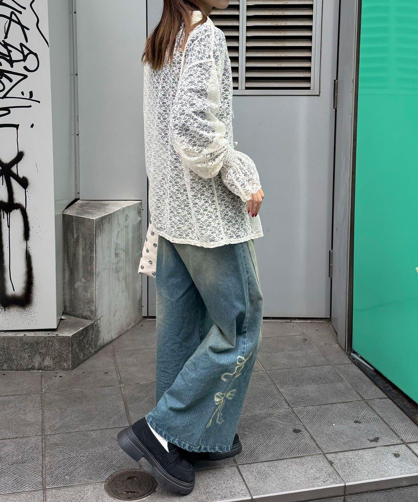 帶領蕾絲蝴蝶結開衫