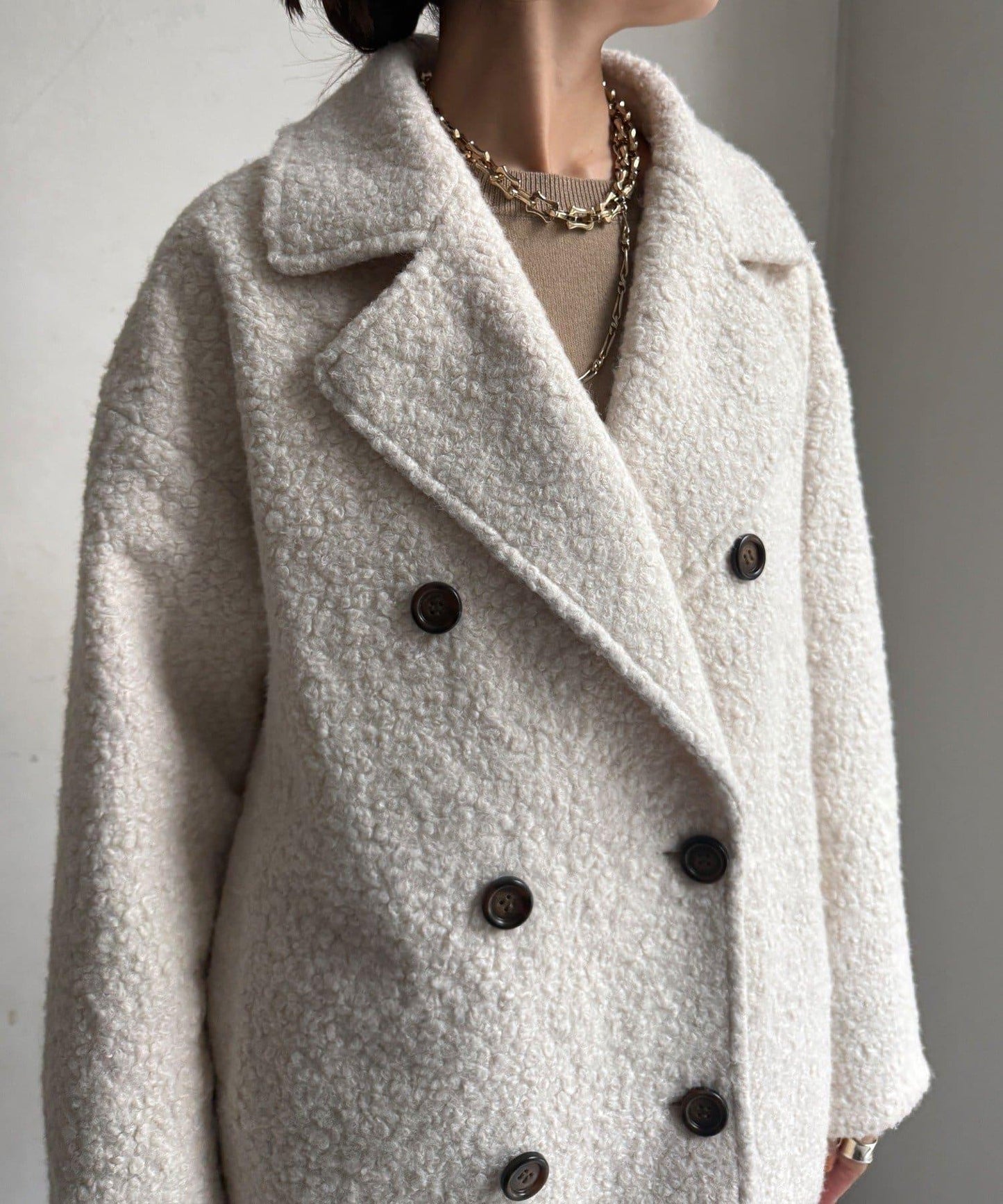 羊羔絨羽絨雙排扣西裝領大衣