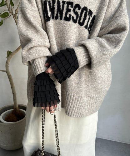 袖部荷葉邊上衣