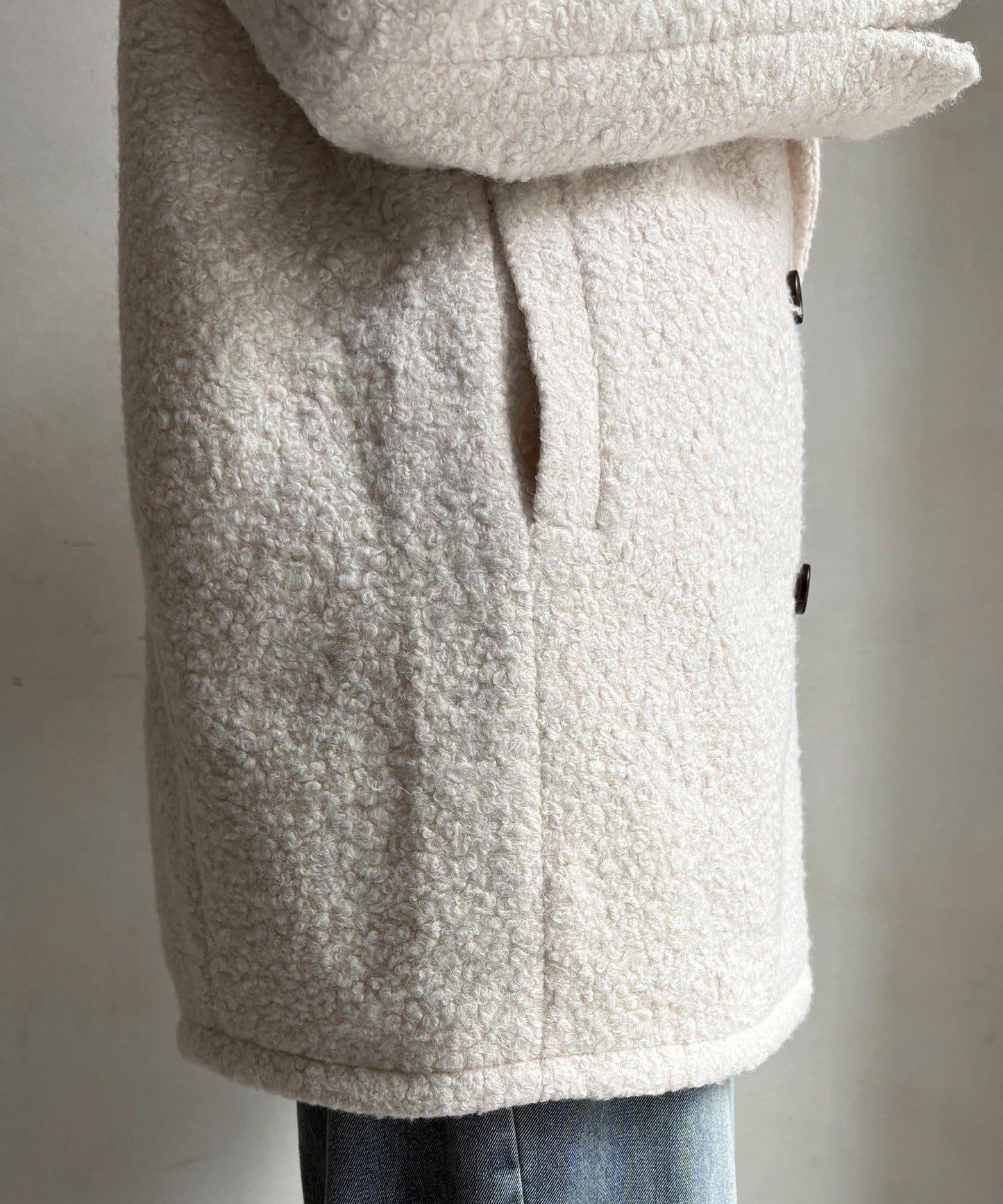 羊羔絨羽絨雙排扣西裝領大衣