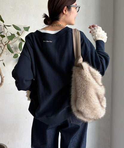 袖部荷葉邊上衣