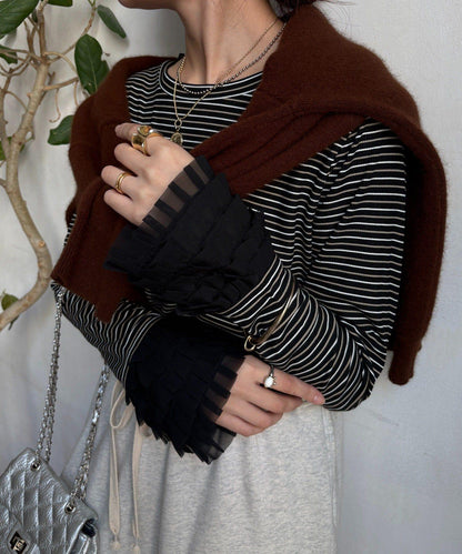 袖部荷葉邊上衣