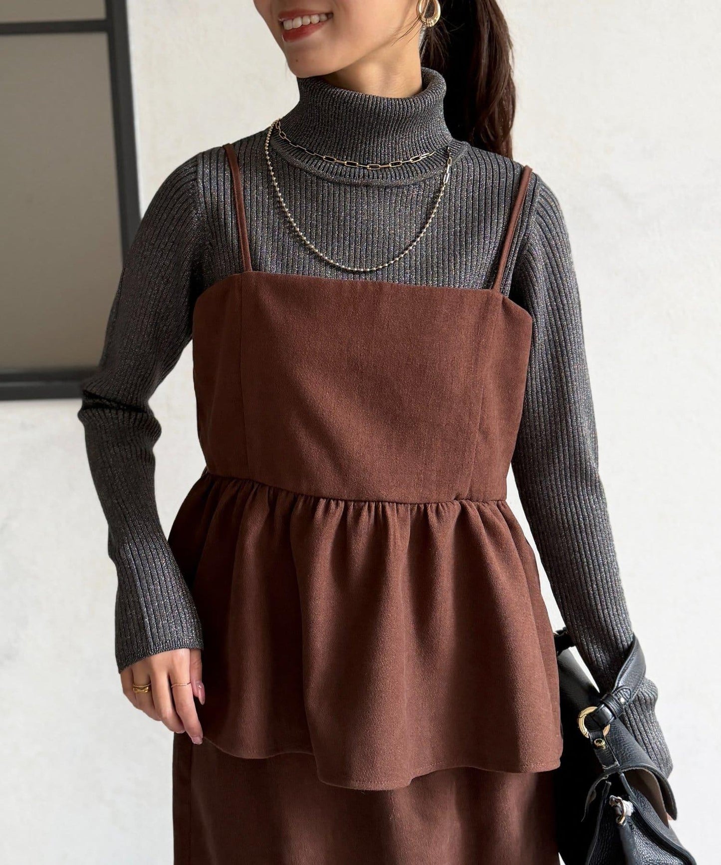 吊帶荷葉邊上衣×修身長裙