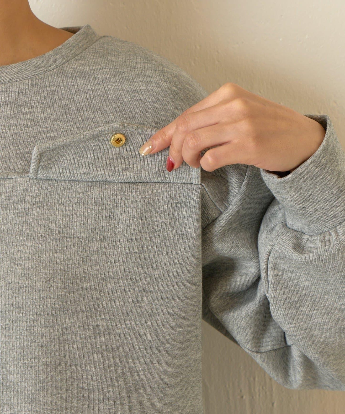 層疊風格尼龍連衣裙