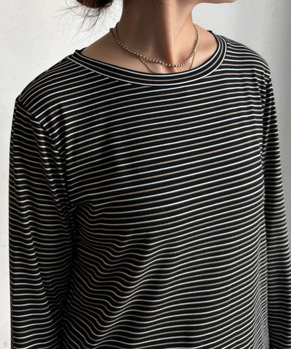 袖部荷葉邊上衣