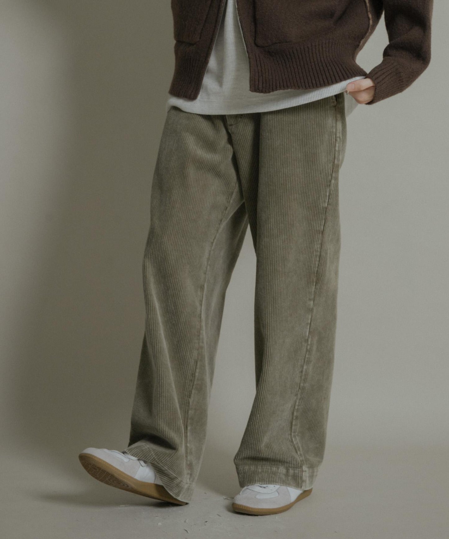 化學纖維燈芯絨直筒褲