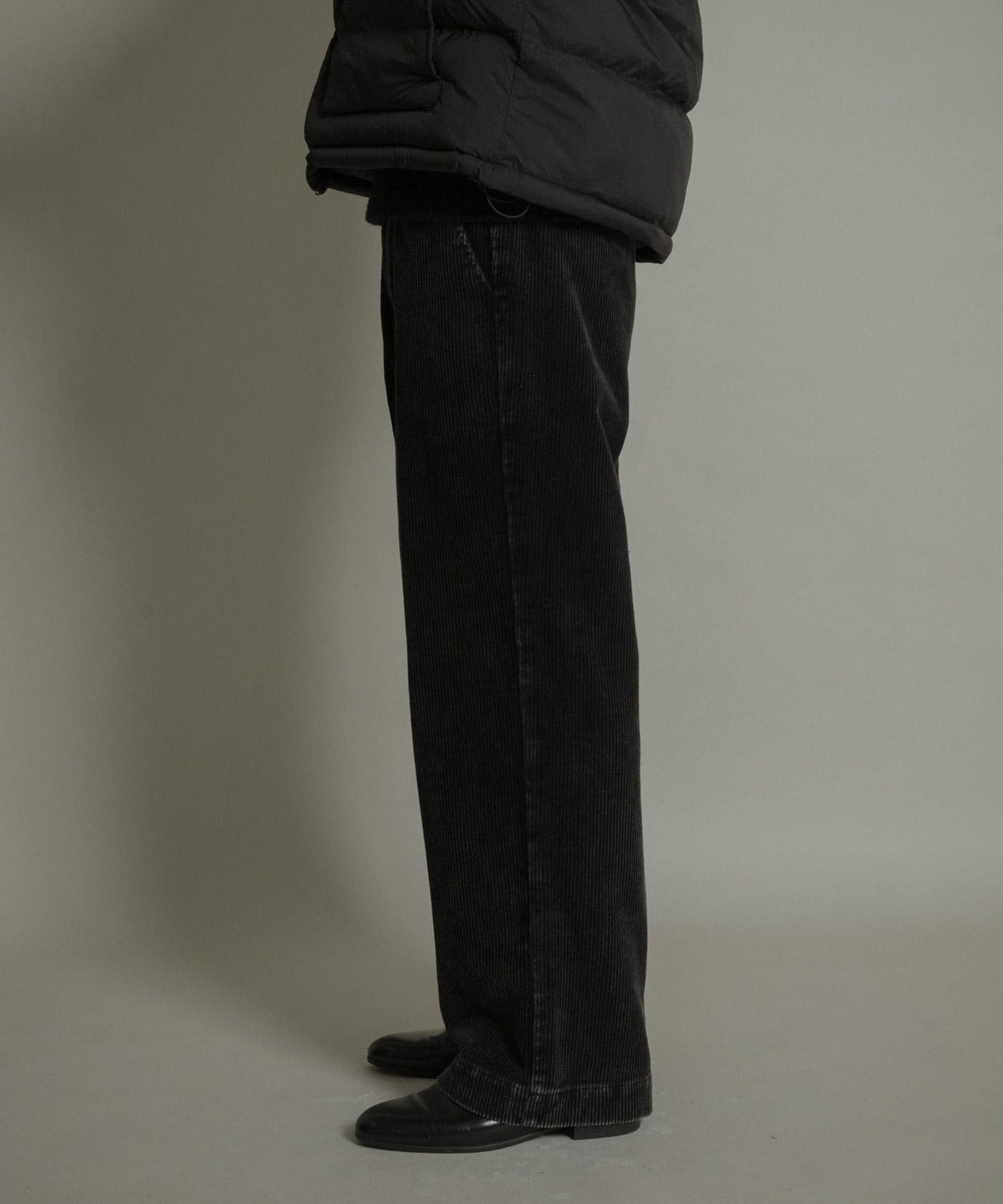 化學纖維燈芯絨直筒褲