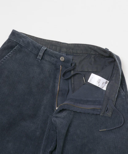 化學纖維燈芯絨直筒褲