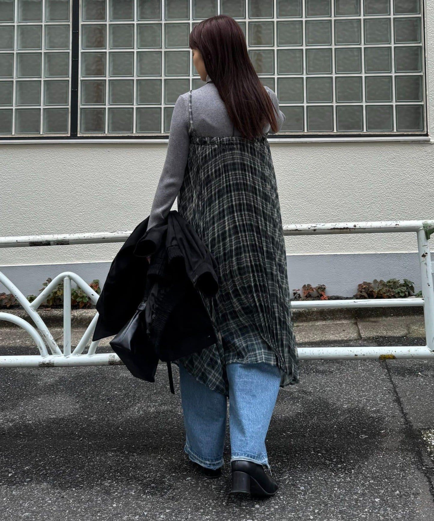 【也可作長款上衣】2WAY不規則下襬百褶格紋裙