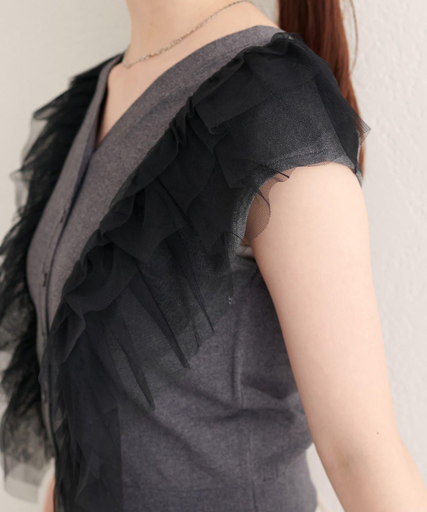 【natural couture】網紗荷葉邊針織背心