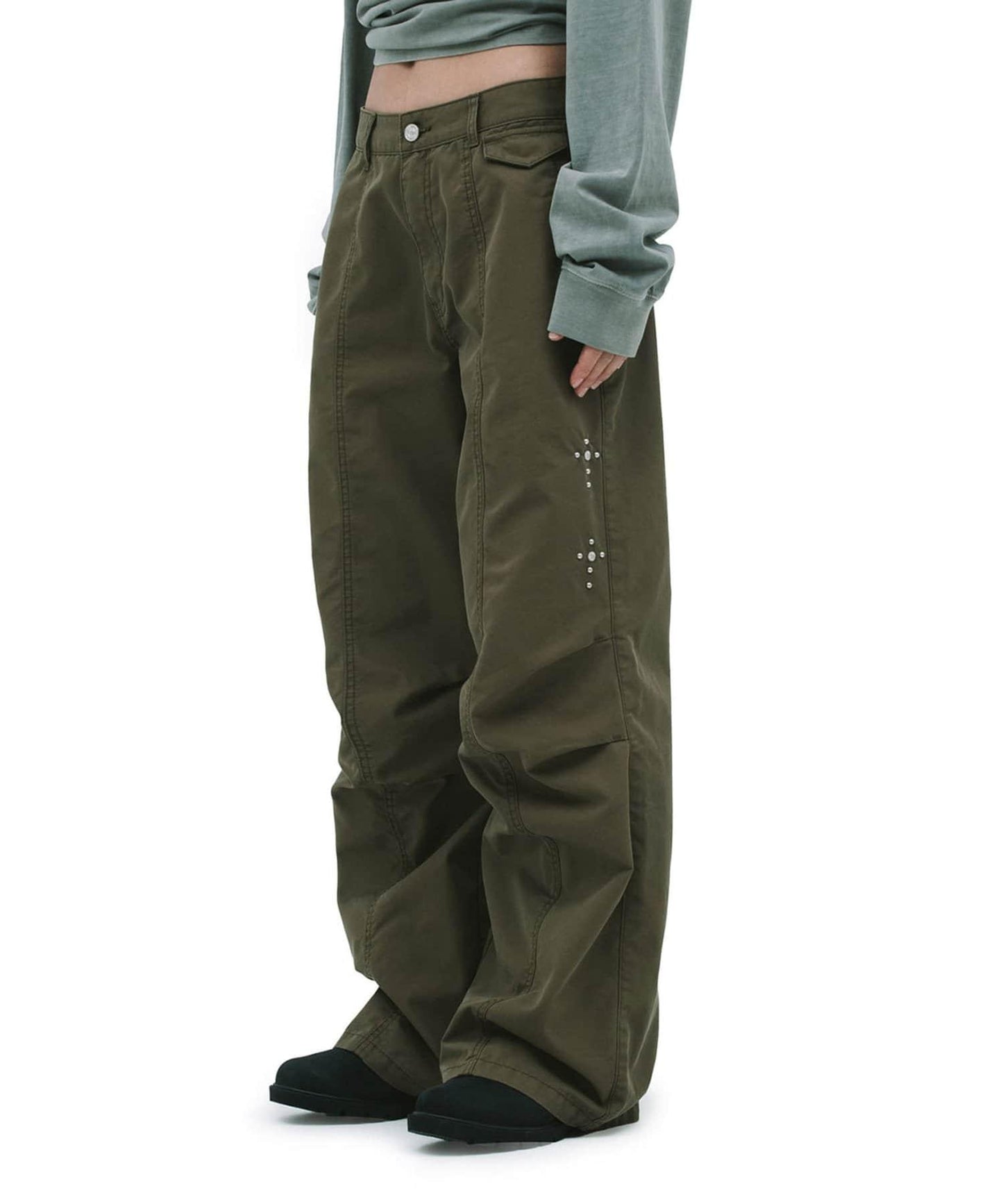 【DEFGARMENTS】鉚釘工裝降落傘褲