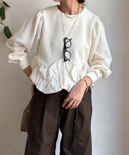 提花面料下襬荷葉邊上衣