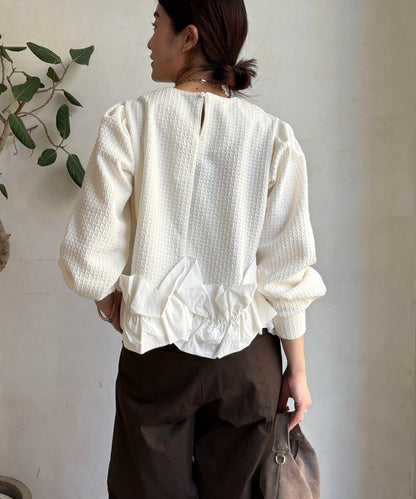 提花面料下襬荷葉邊上衣