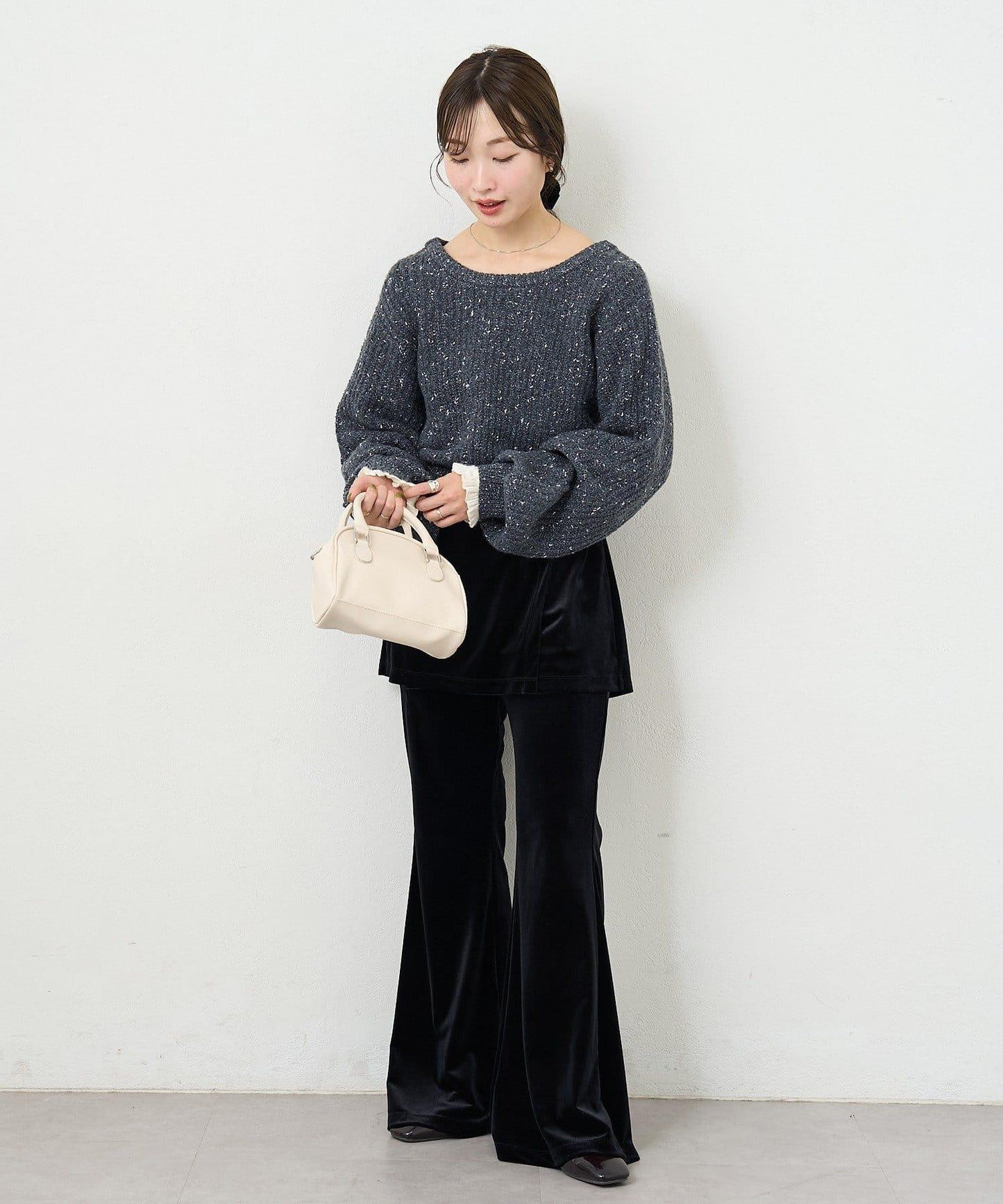 【前後兩穿】B 閃粉後開衩套頭衫