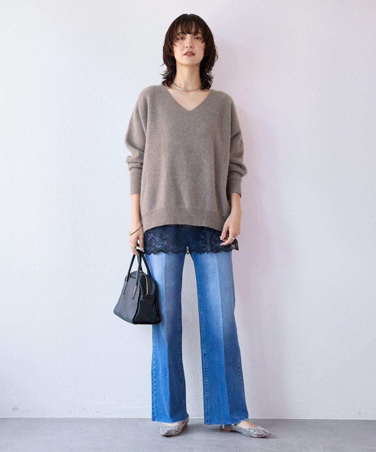 【舒適穿著感】中線壓褶牛仔褲