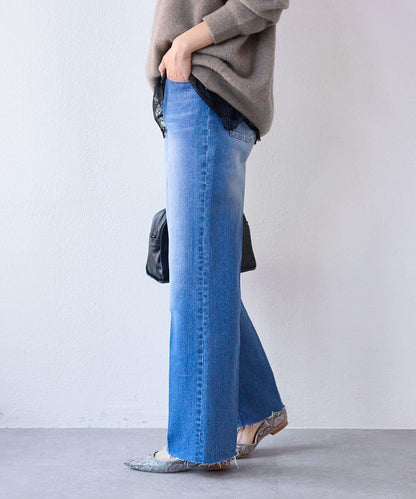 【舒適穿著感】中線壓褶牛仔褲