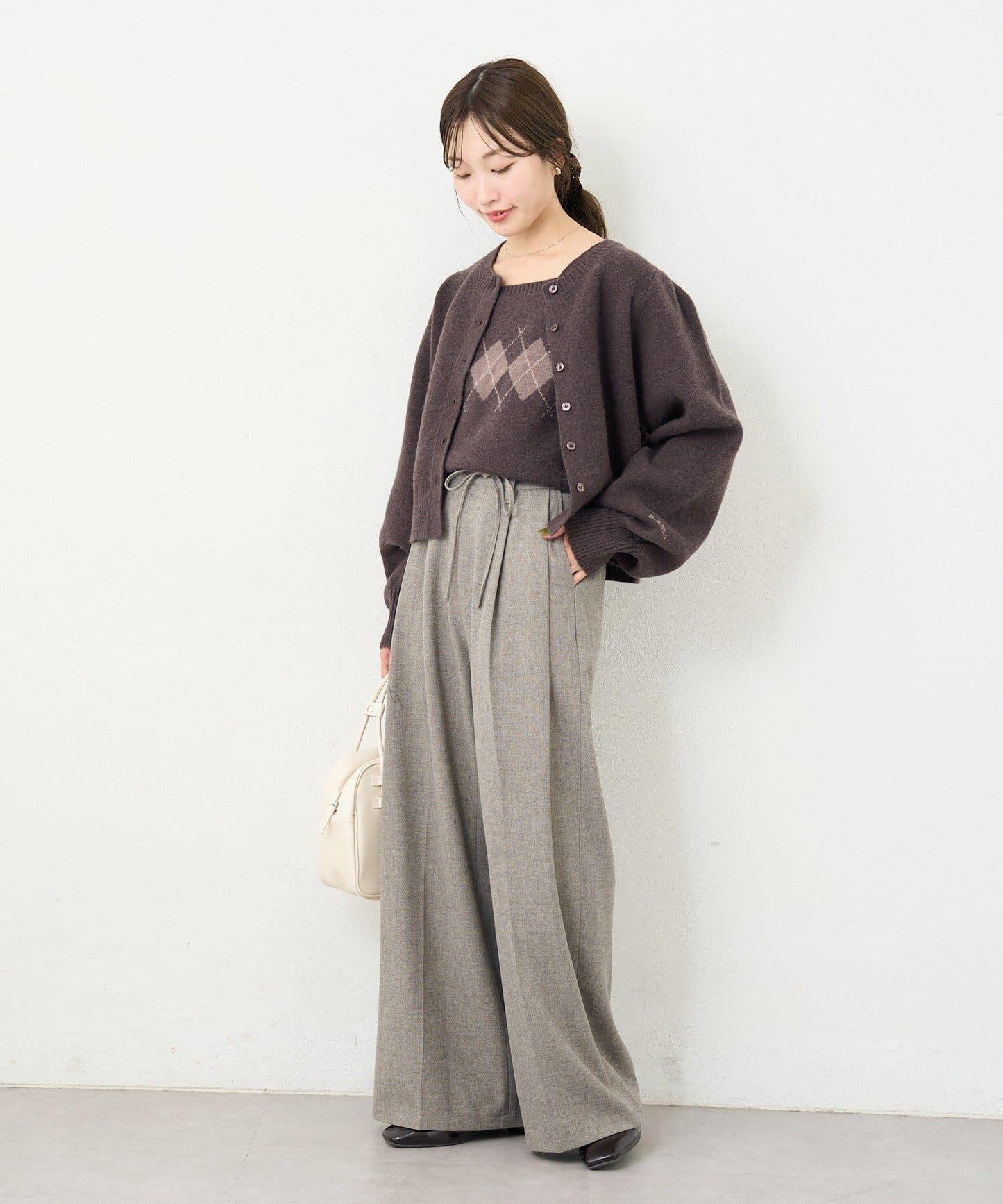 B 菱格吊帶套裝開衫