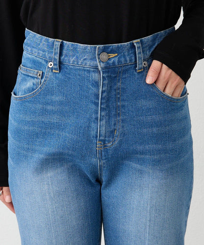 【舒適穿著感】中線壓褶牛仔褲