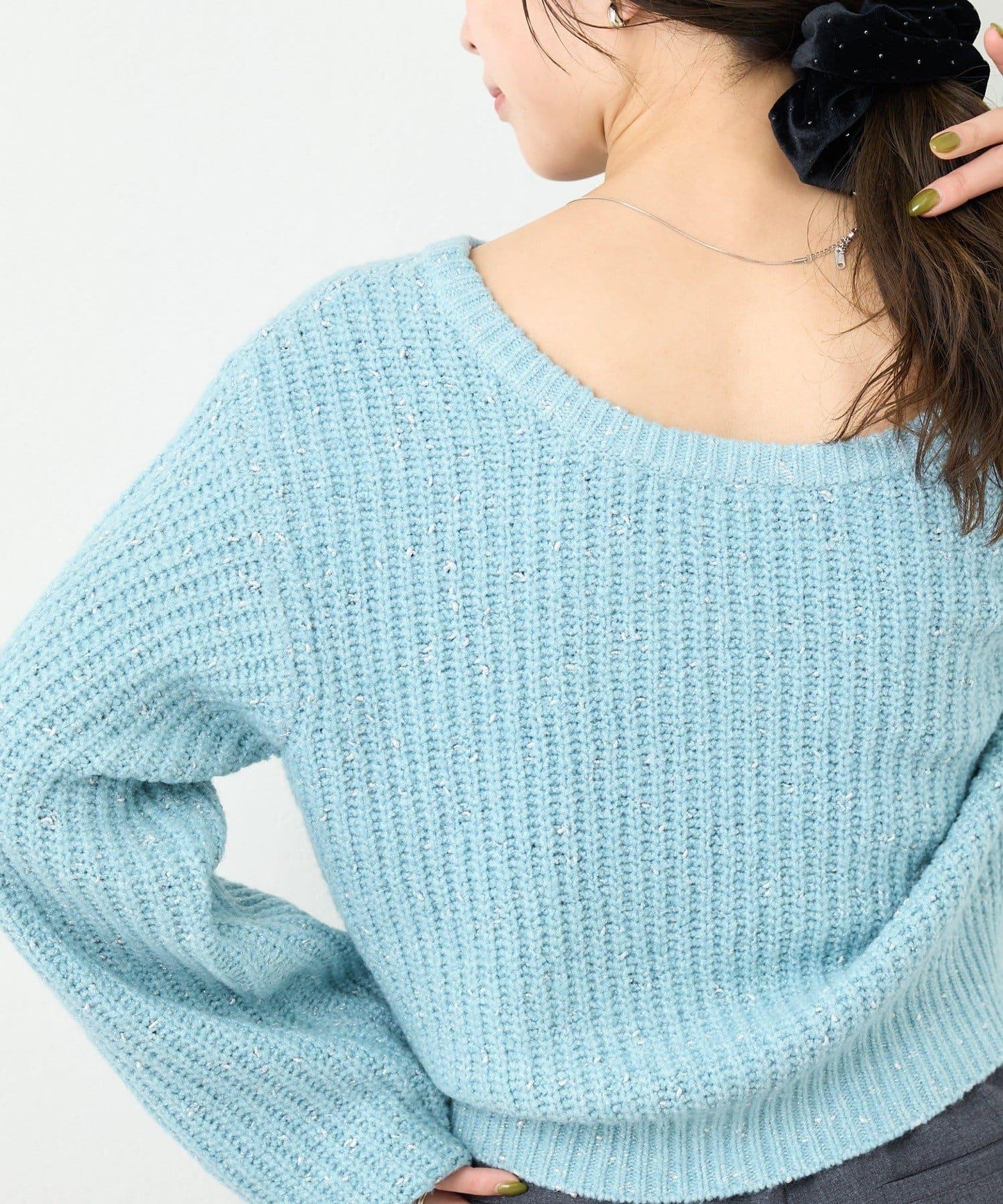 【前後兩穿】B 閃粉後開衩套頭衫