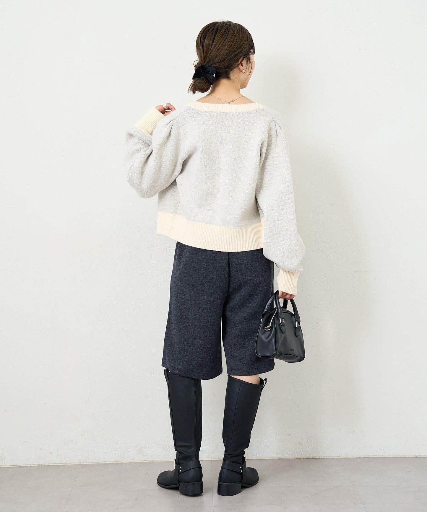 B 菱格吊帶套裝開衫