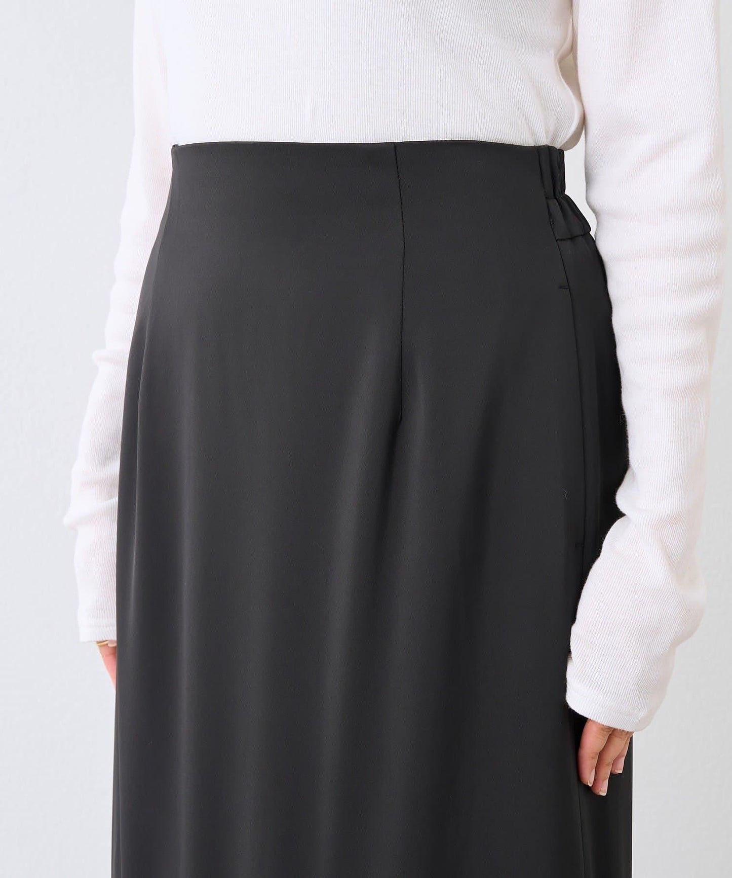 【顯身材◎】荷葉邊修身裙