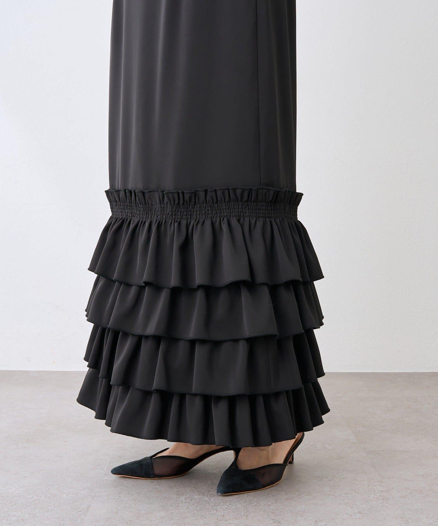 【顯身材◎】荷葉邊修身裙