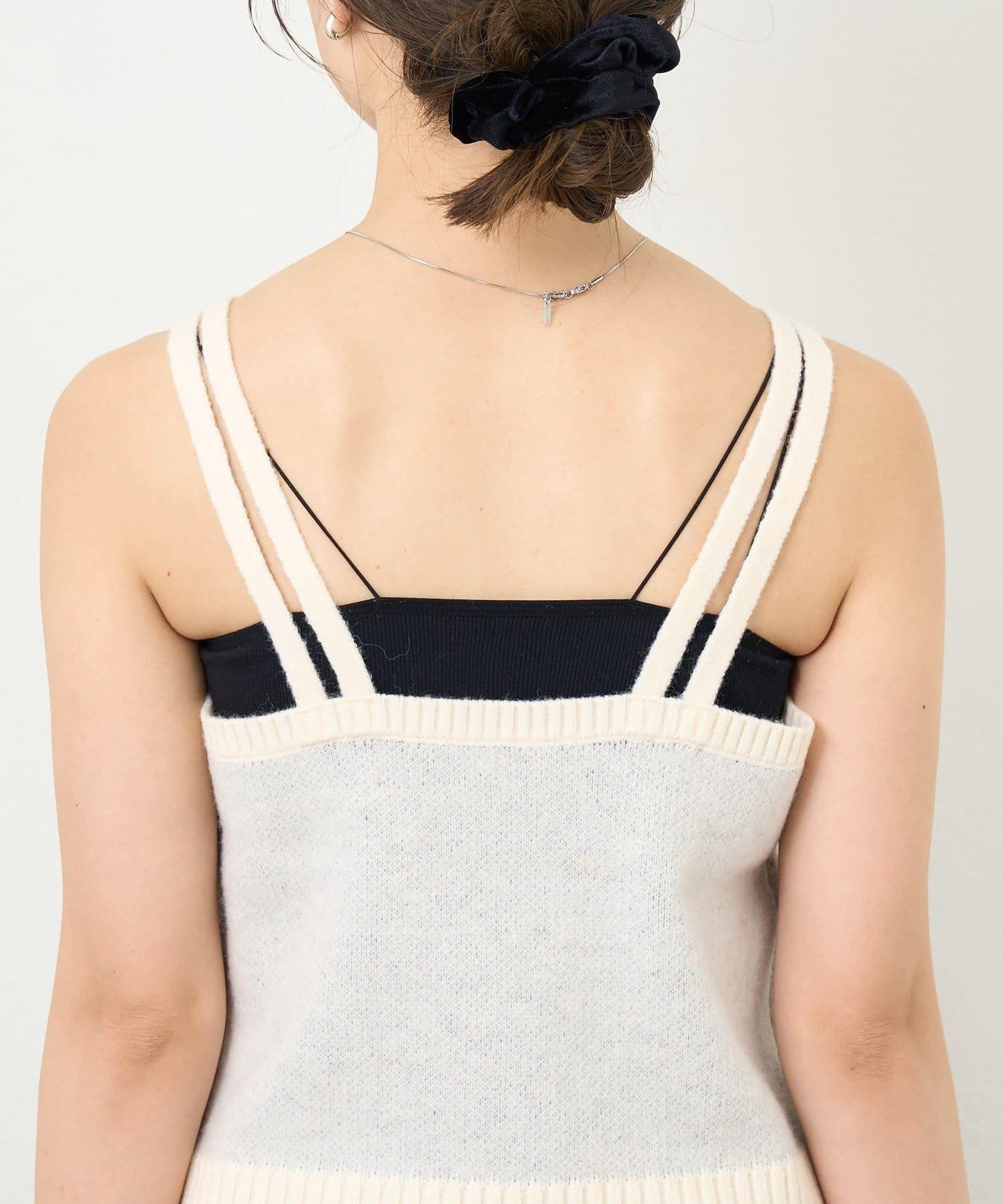 B 菱格吊帶套裝開衫