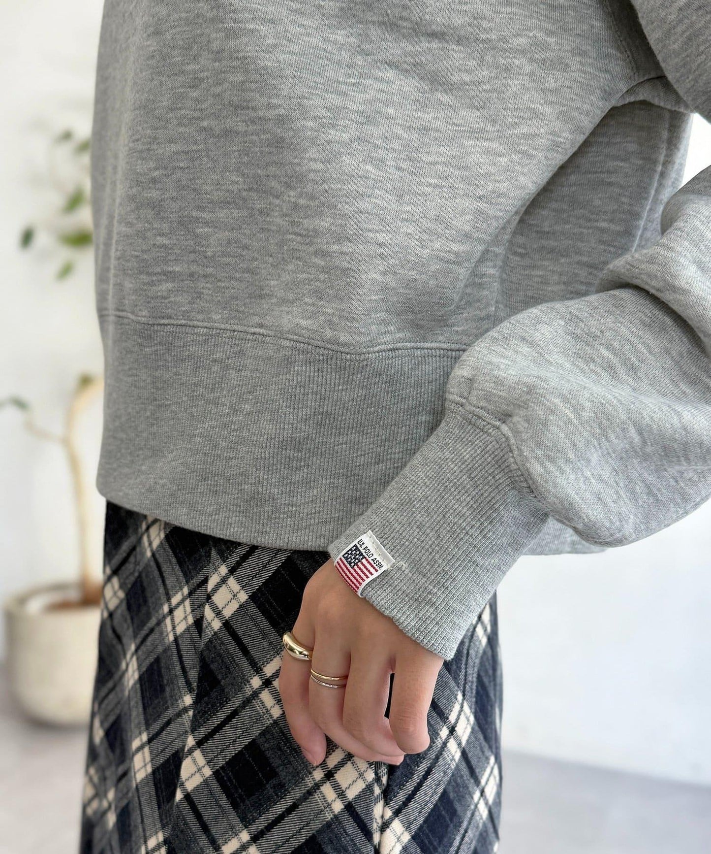 【U.S. POLO ASSN.】短款加絨套頭衫