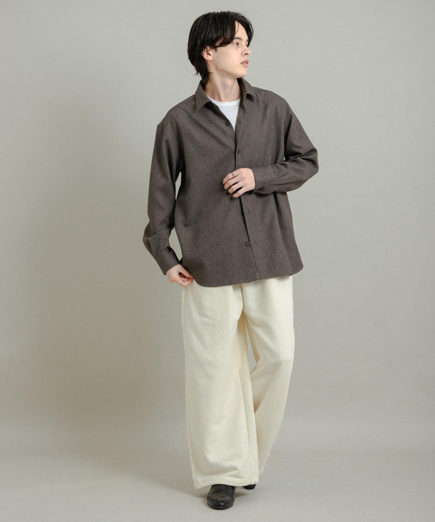 『UR TECH』人字紋常規領襯衫