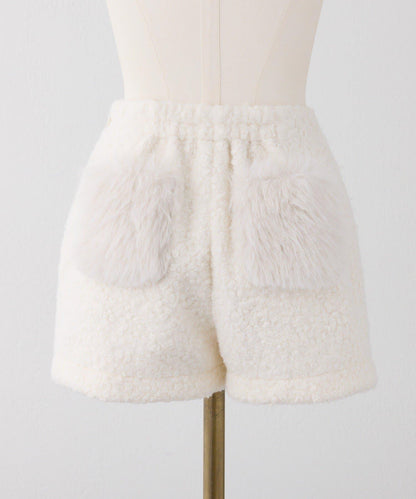 口袋毛絨短褲