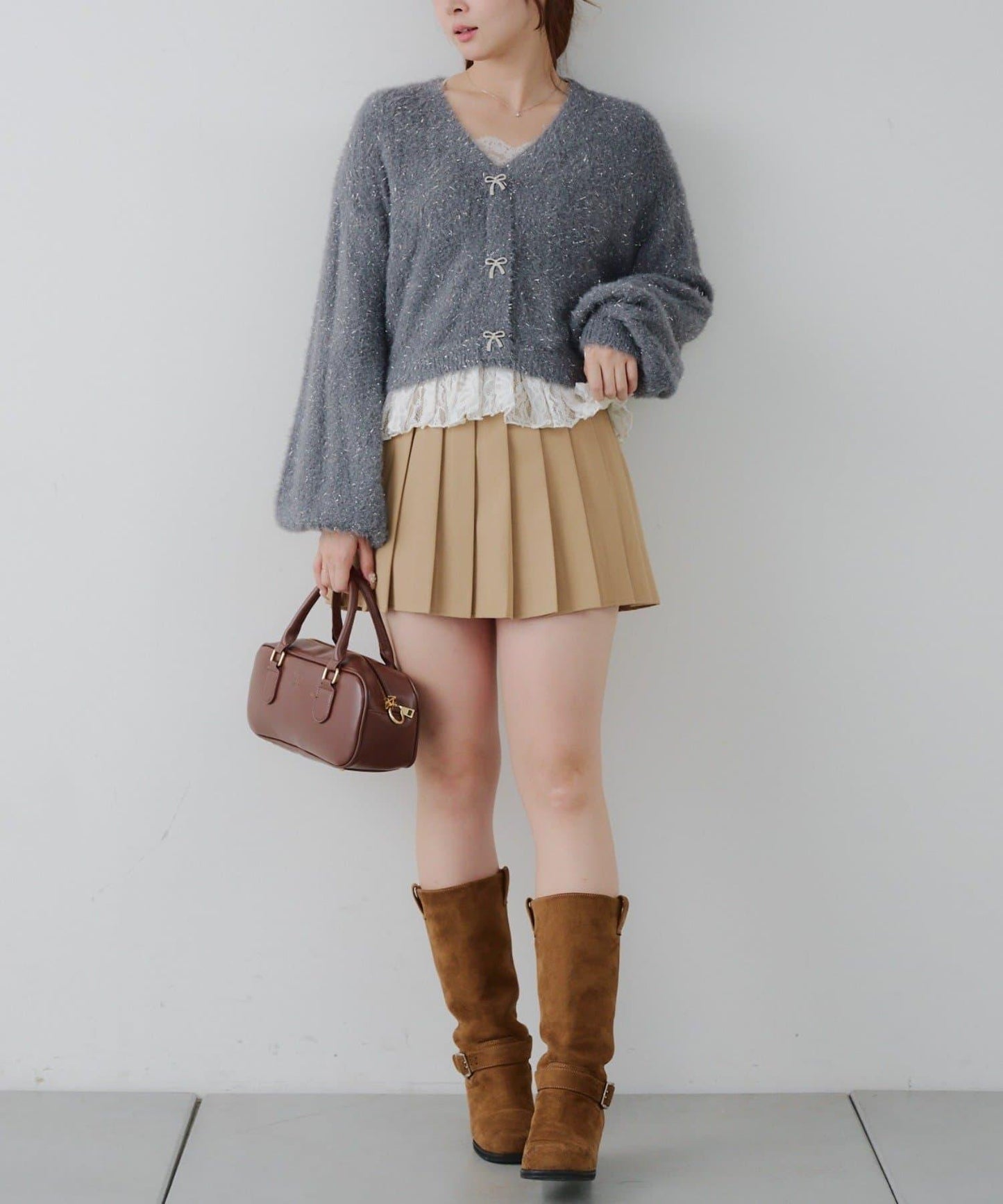 亮片羽毛紗拼接蕾絲下襬開衫