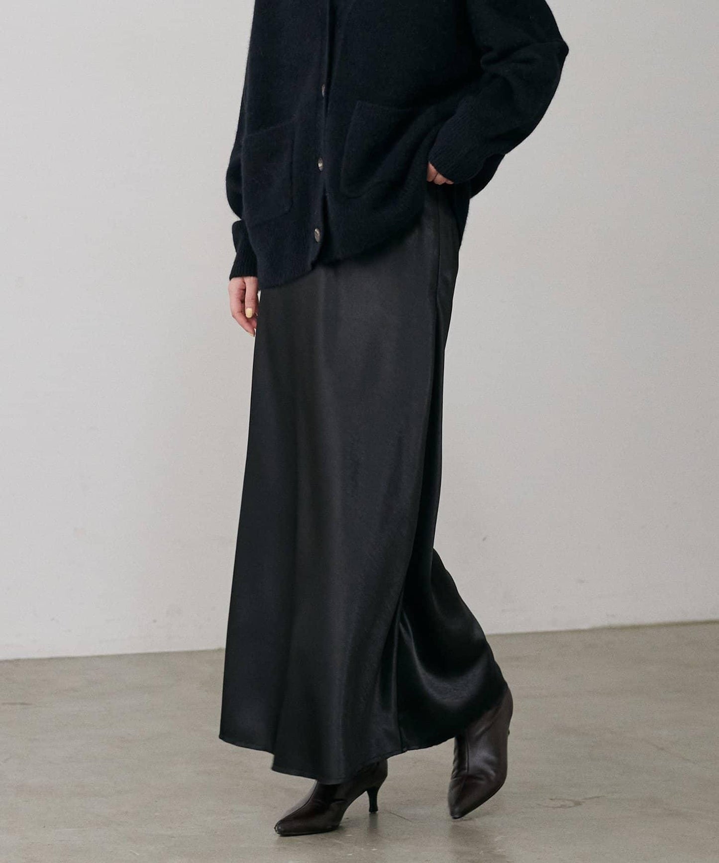 垂感修身半身裙