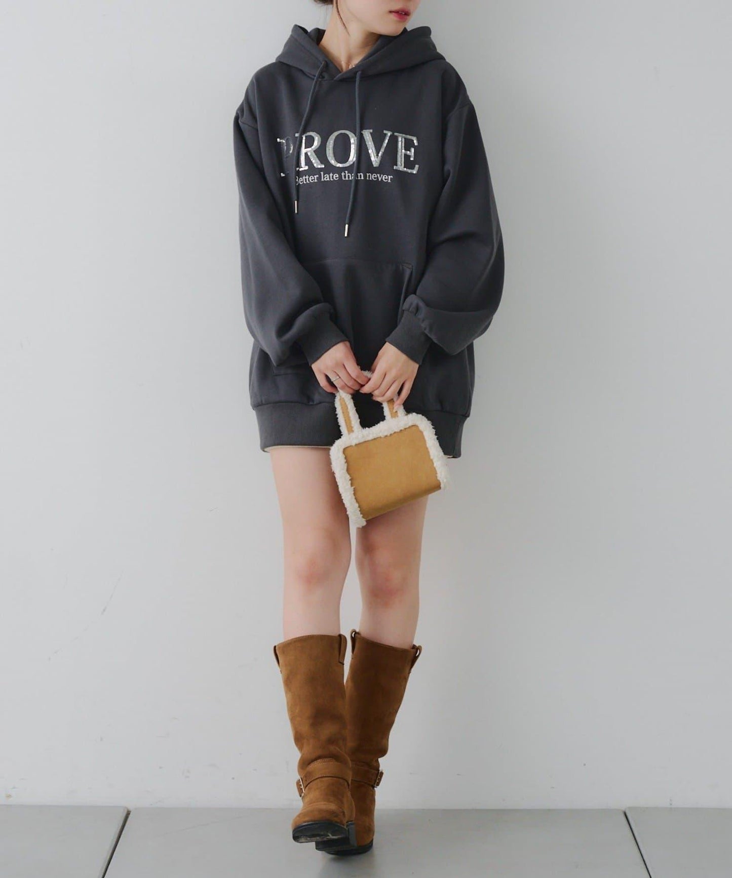 亮片標誌加絨寬鬆連帽衛衣