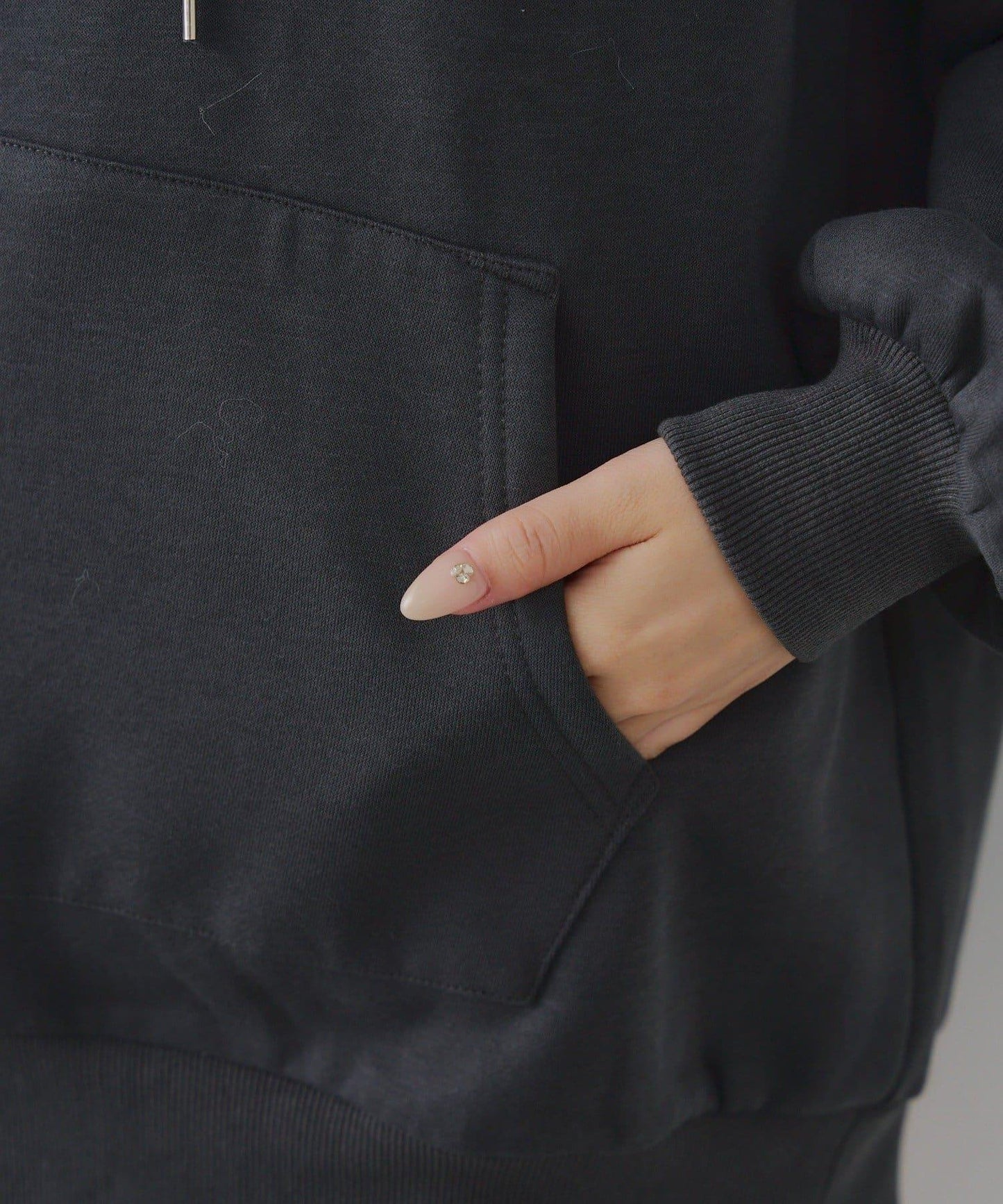 亮片標誌加絨寬鬆連帽衛衣