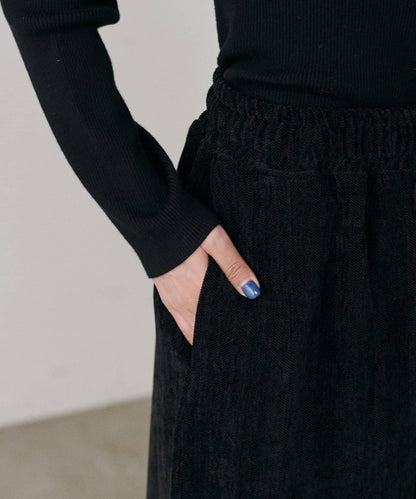 仿天鵝絨人字紋彎曲褲