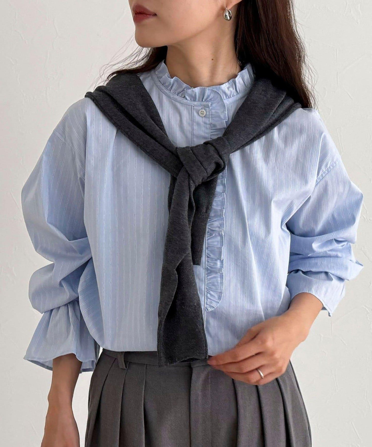 荷葉邊設計襯衫