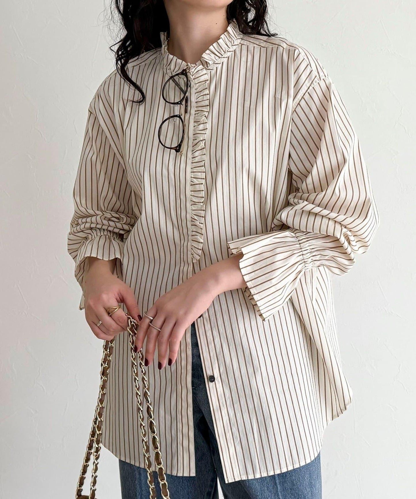 荷葉邊設計襯衫