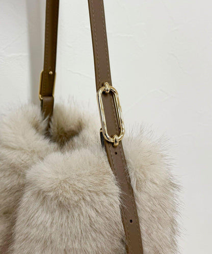 帶扣單手柄毛絨托特包