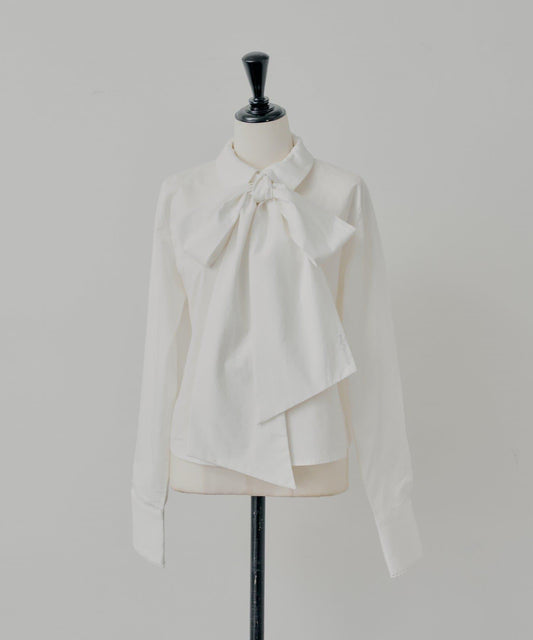 【SALON by Chico】帶蝴蝶結蕾絲設計襯衫