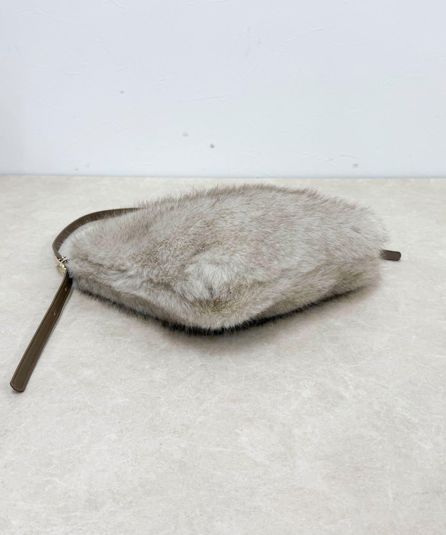 帶扣單手柄毛絨托特包