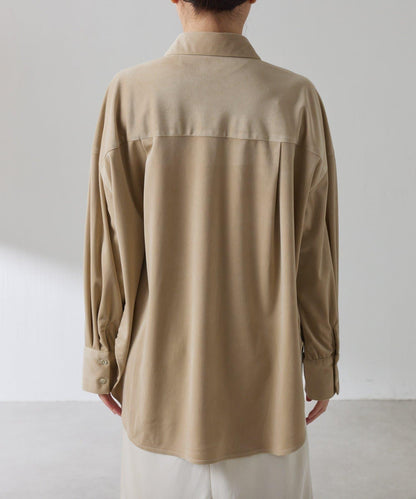 金屬紐扣燈芯絨襯衫