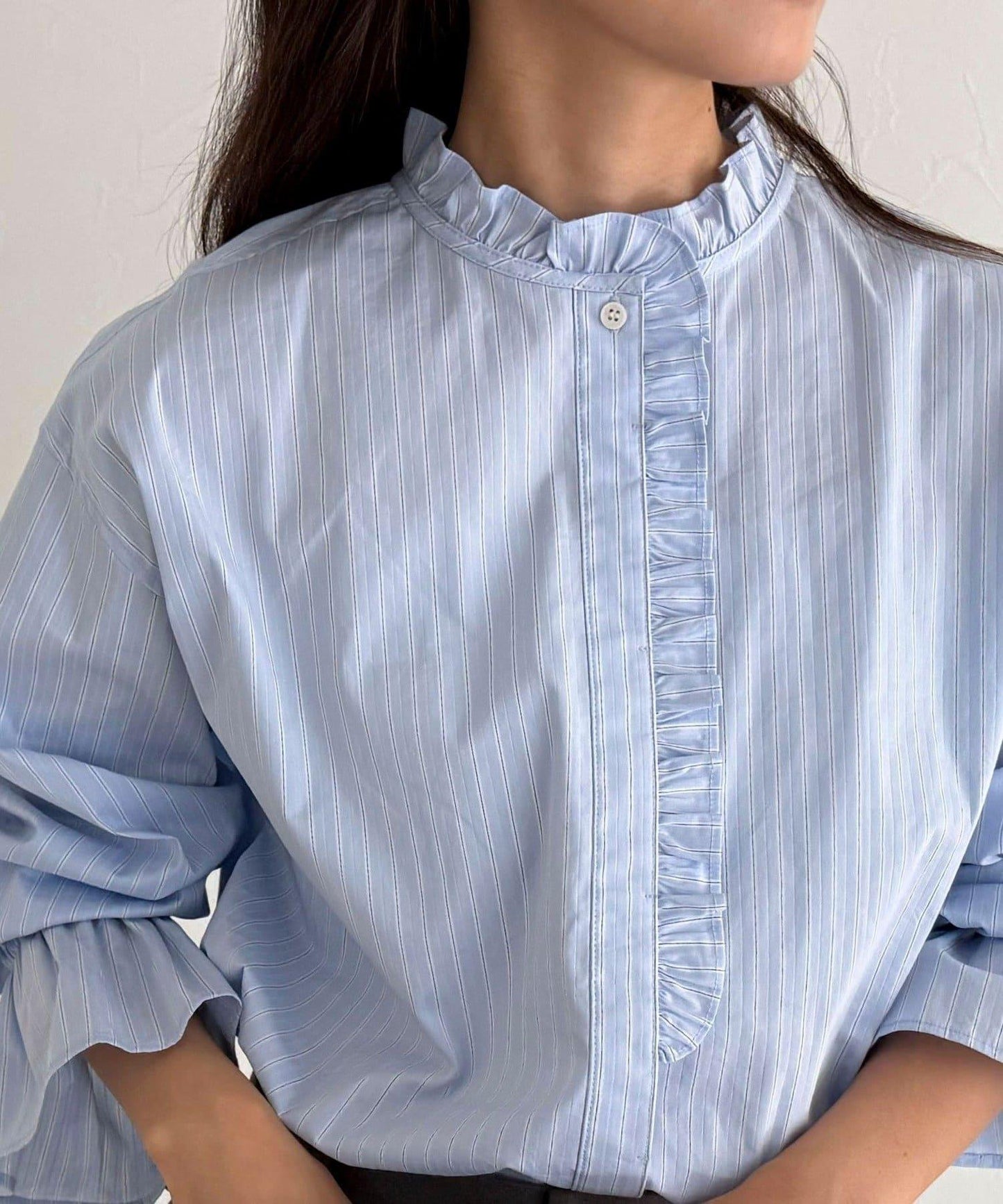 荷葉邊設計襯衫