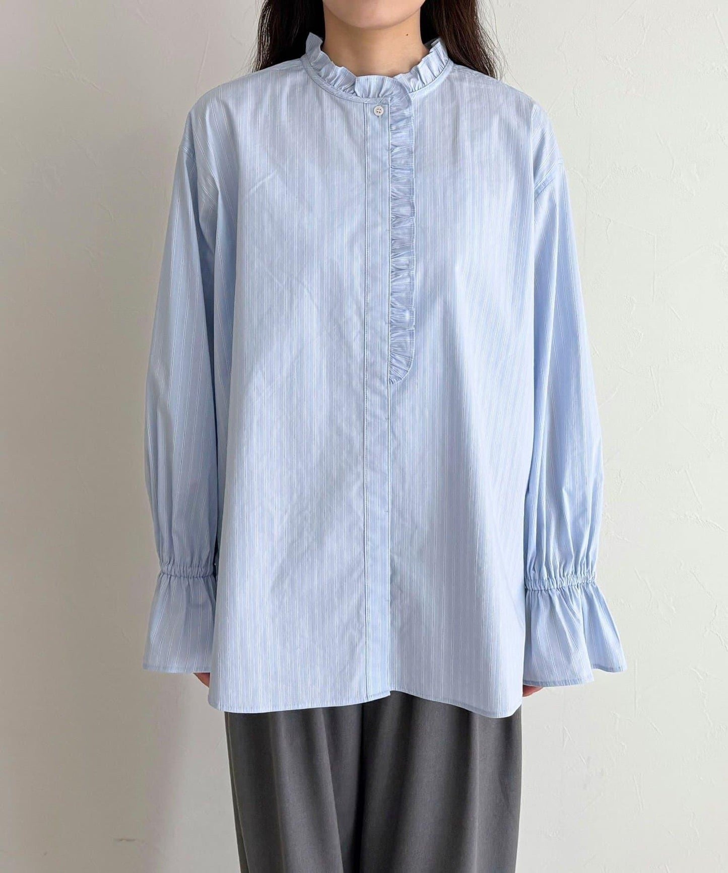 荷葉邊設計襯衫