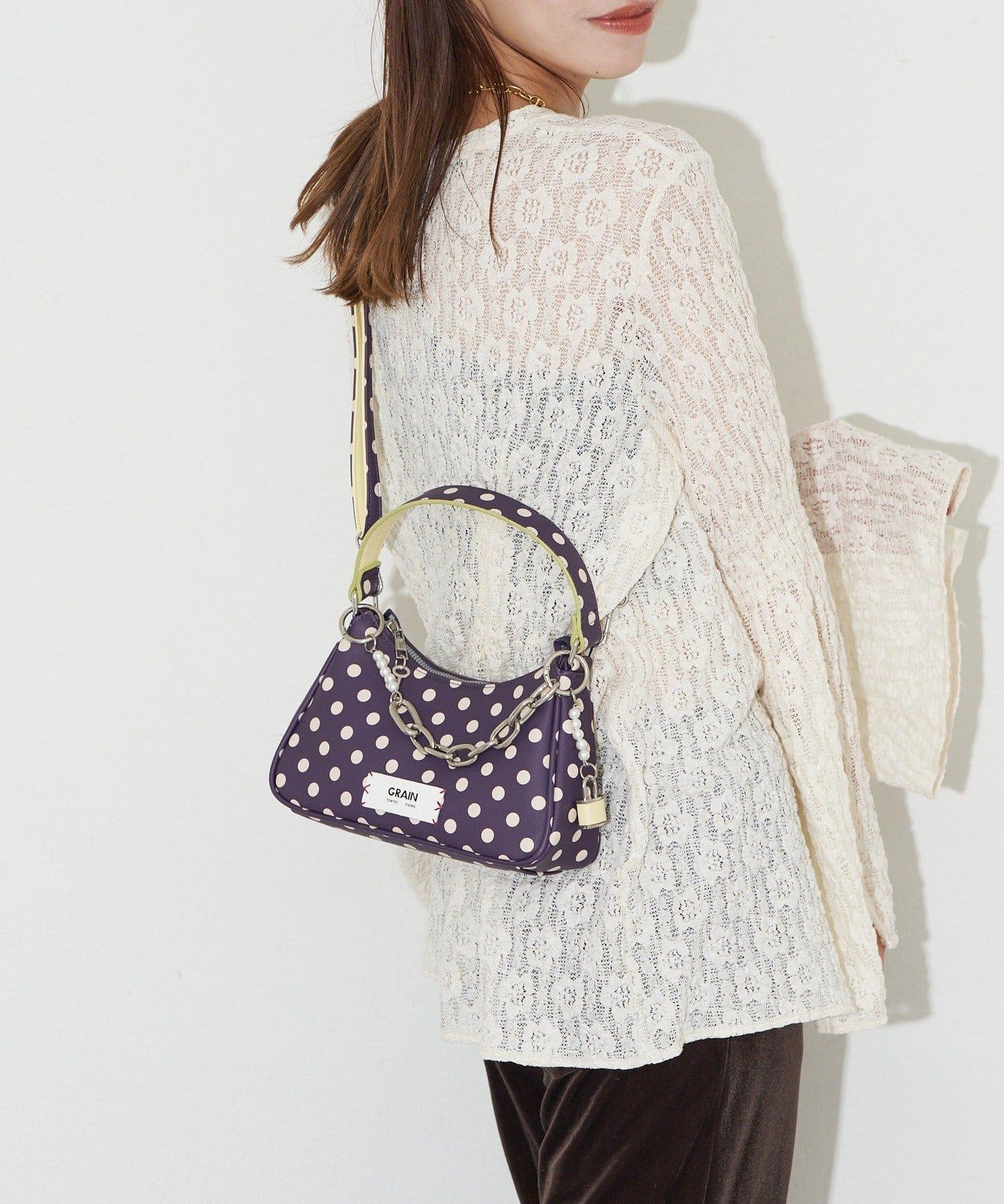 【GRAIN/グレイン】帶吊墜波點兩用手提包