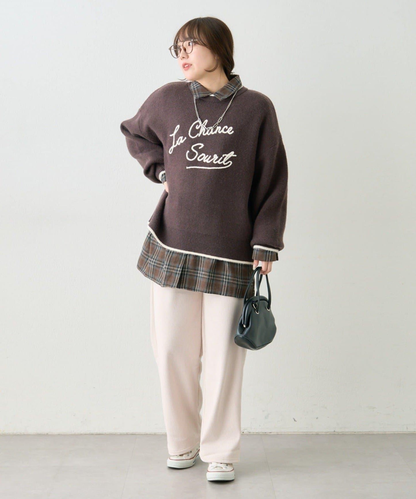 【NAO】繡花字母標誌套頭衫